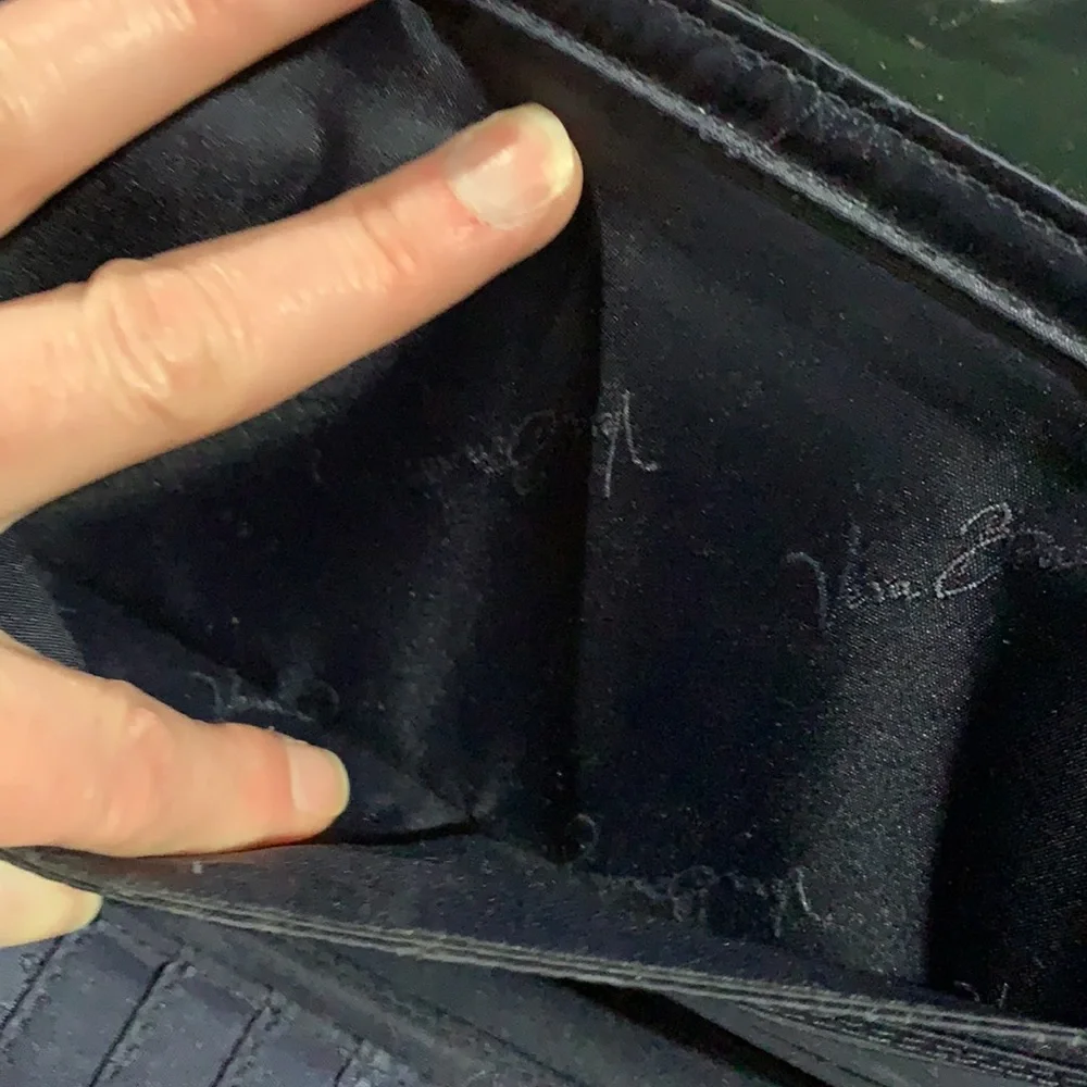 EUC Vera Bradley large navy magnetic wallet